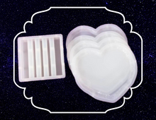 Load image into Gallery viewer, Heart Geode Coaster Mold
